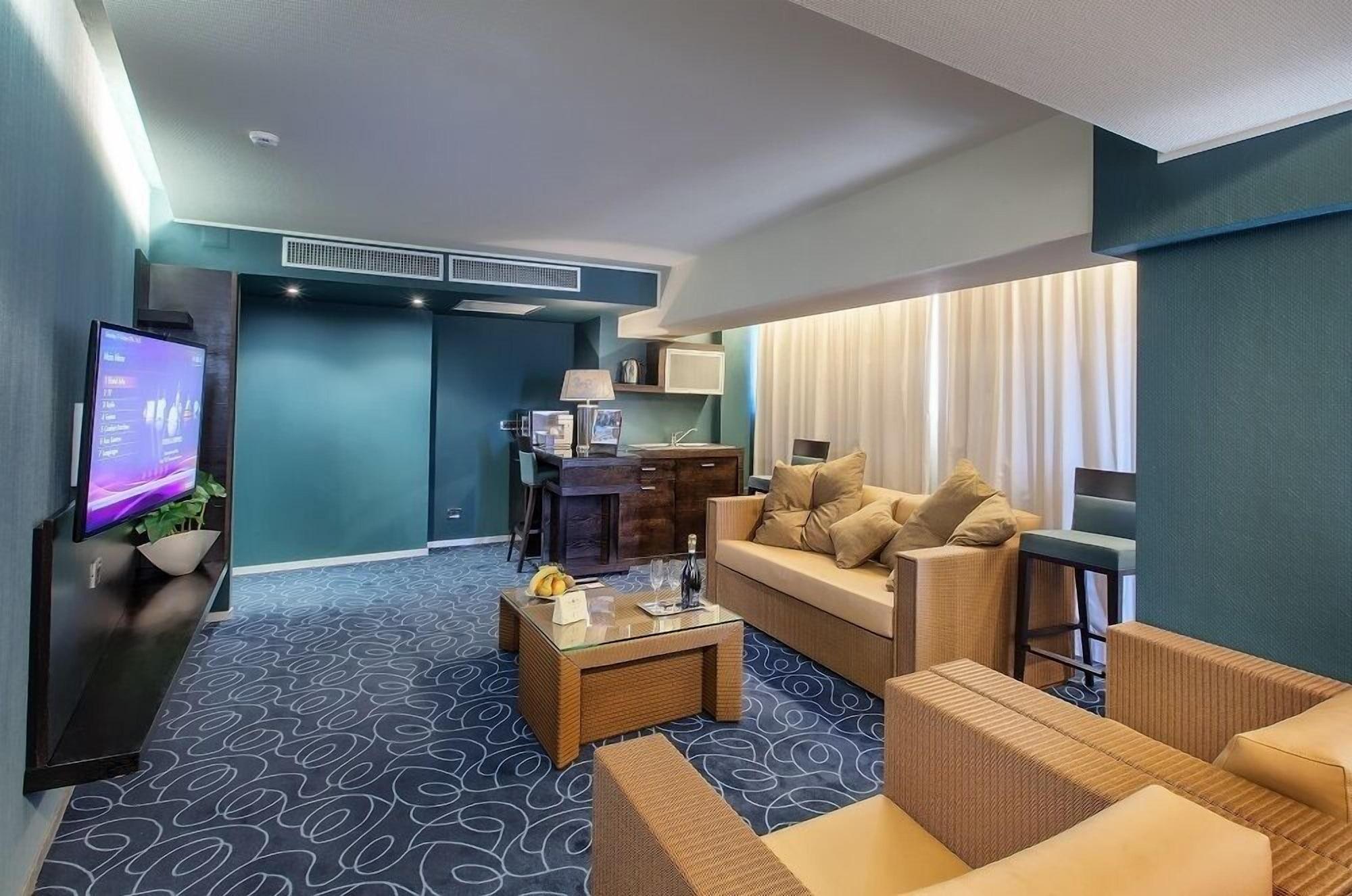 Vega Hotel 5*