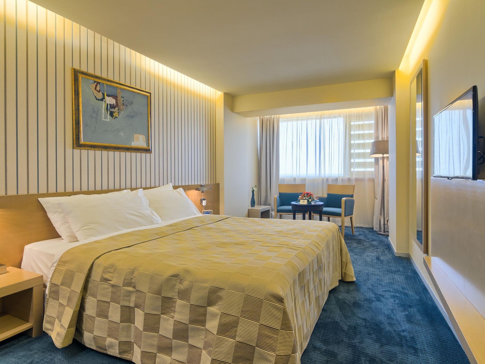 Vega Hotel 5*