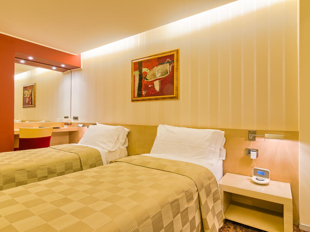 Hotel Vega 5*